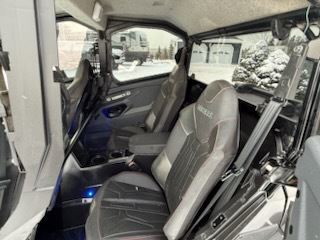 2021 Polaris General 4XP1000 Image 7