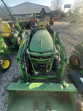 2018 John Deere 2038R