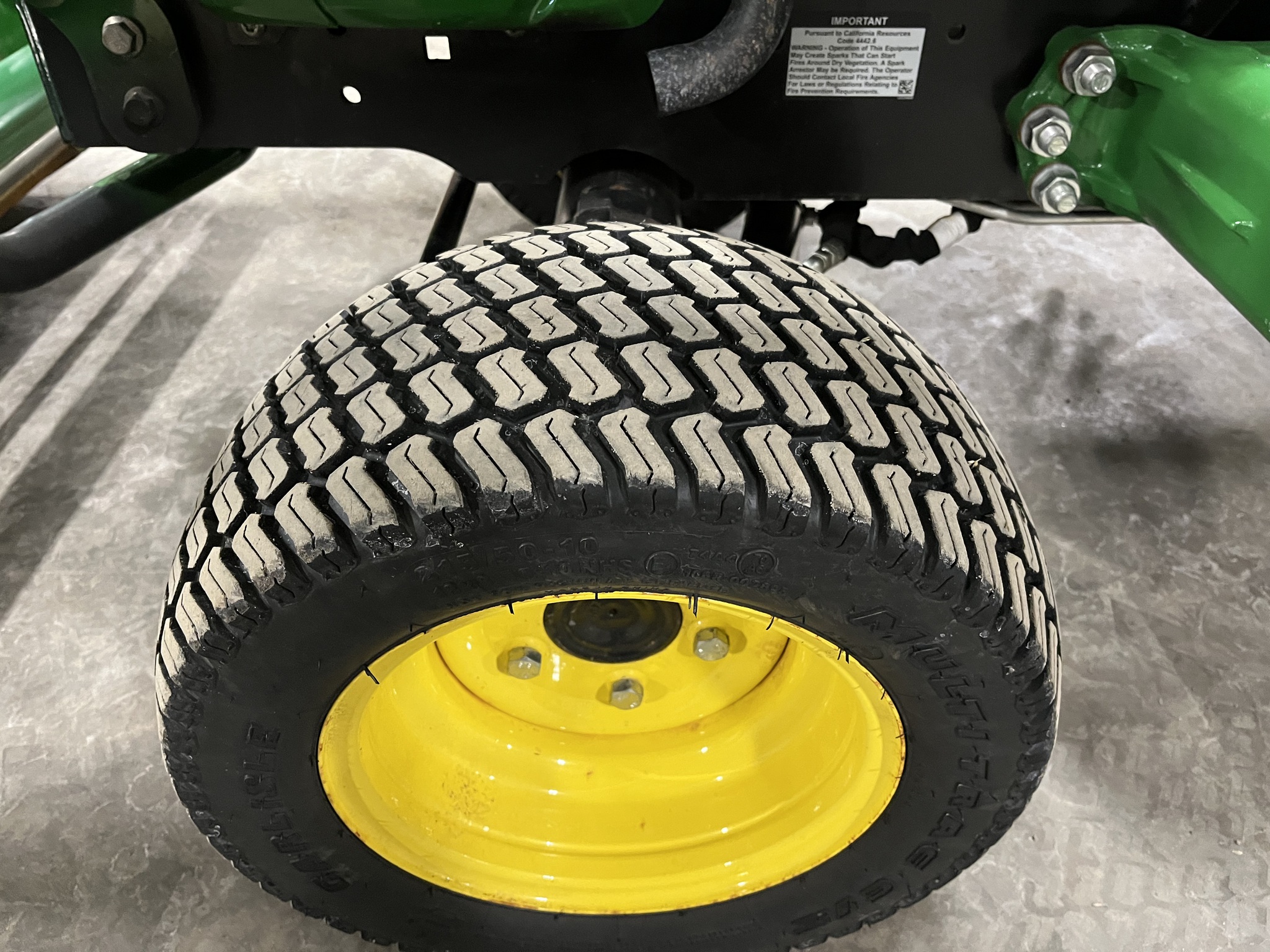 2021 John Deere 1025R Image 9