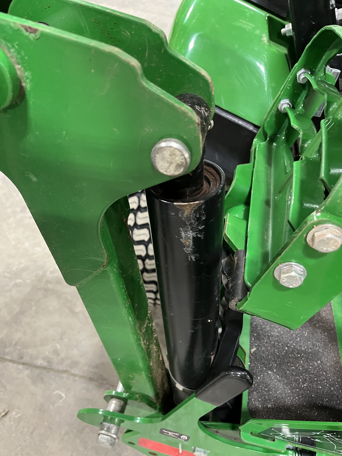 2021 John Deere 1025R Image 24