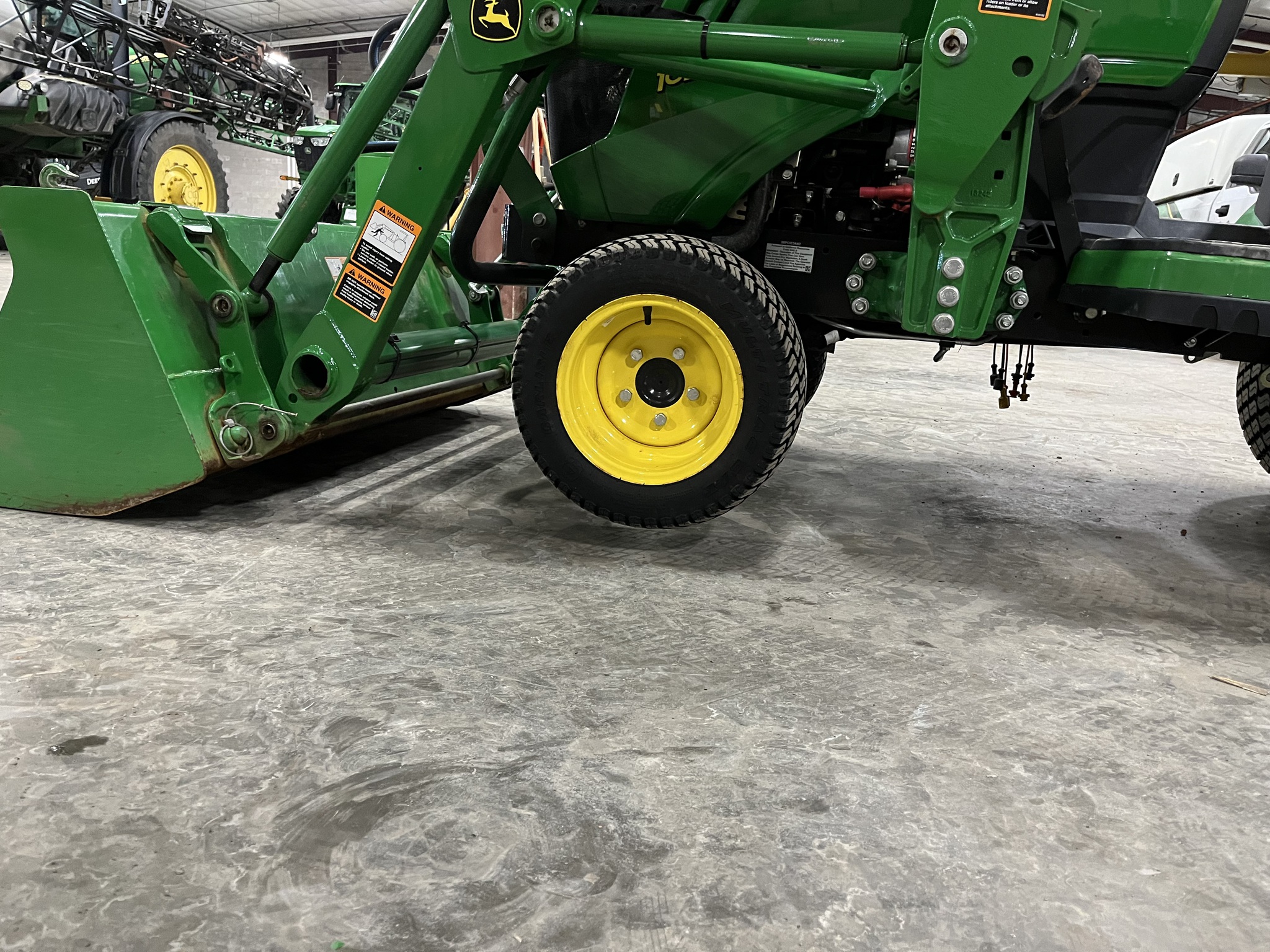 2021 John Deere 1025R Image 29