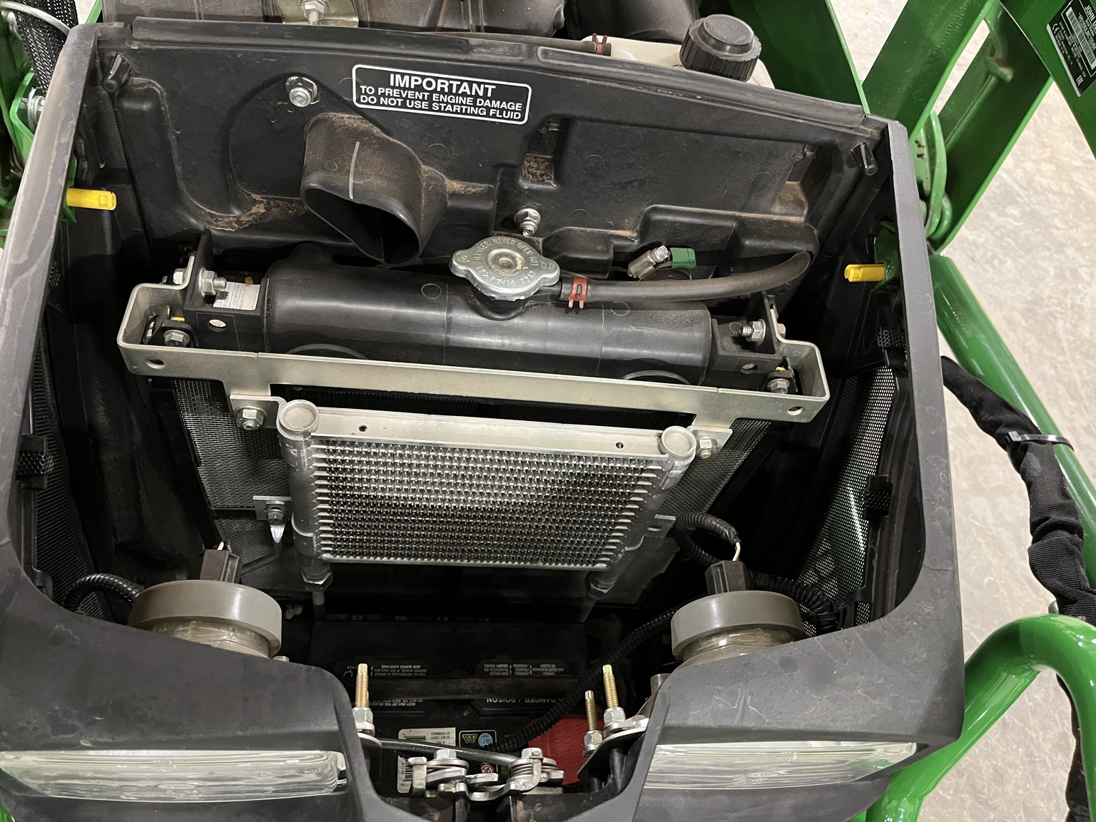 2021 John Deere 1025R Image 20