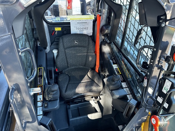 2025 John Deere 324G-7