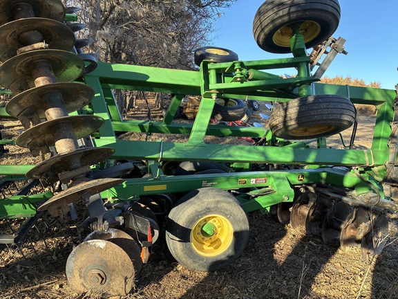 2007 John Deere 637 (4th thumbnail)