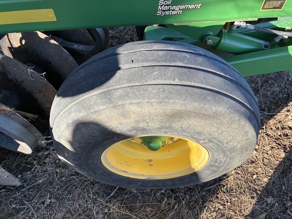 2007 John Deere 637 (9th thumbnail)