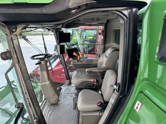 Used 2025 John Deere S7 800 Combines at Horizon Ag & Turf in Lloydminster, AB - Photo10
