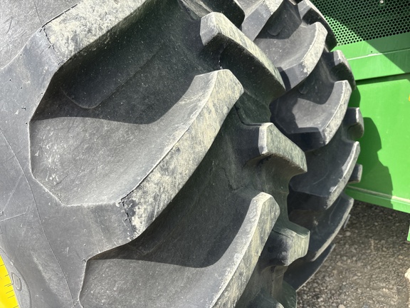 Used 2025 John Deere S7 800 Combines at Horizon Ag & Turf in Lloydminster, AB - Photo11