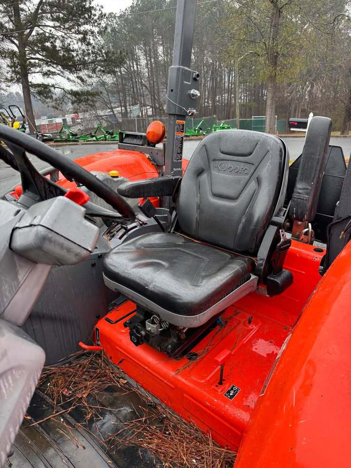 2017 Kubota M5-091 Image 9