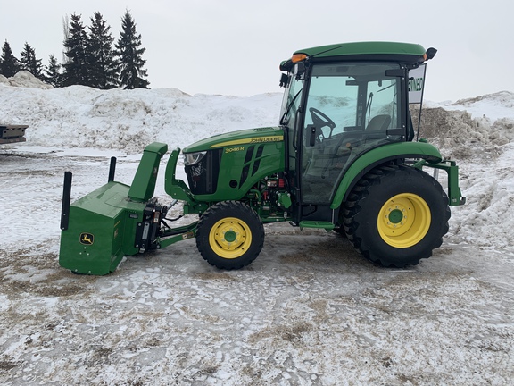 Used 2024 John Deere 3046R Compact Utility Tractors at Horizon Ag & Turf in Westlock, AB - Photo5
