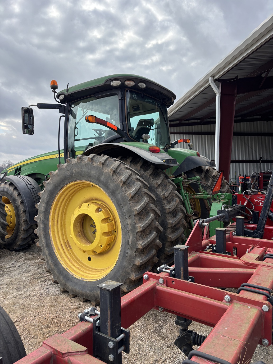 2018 John Deere 8345R Image 2