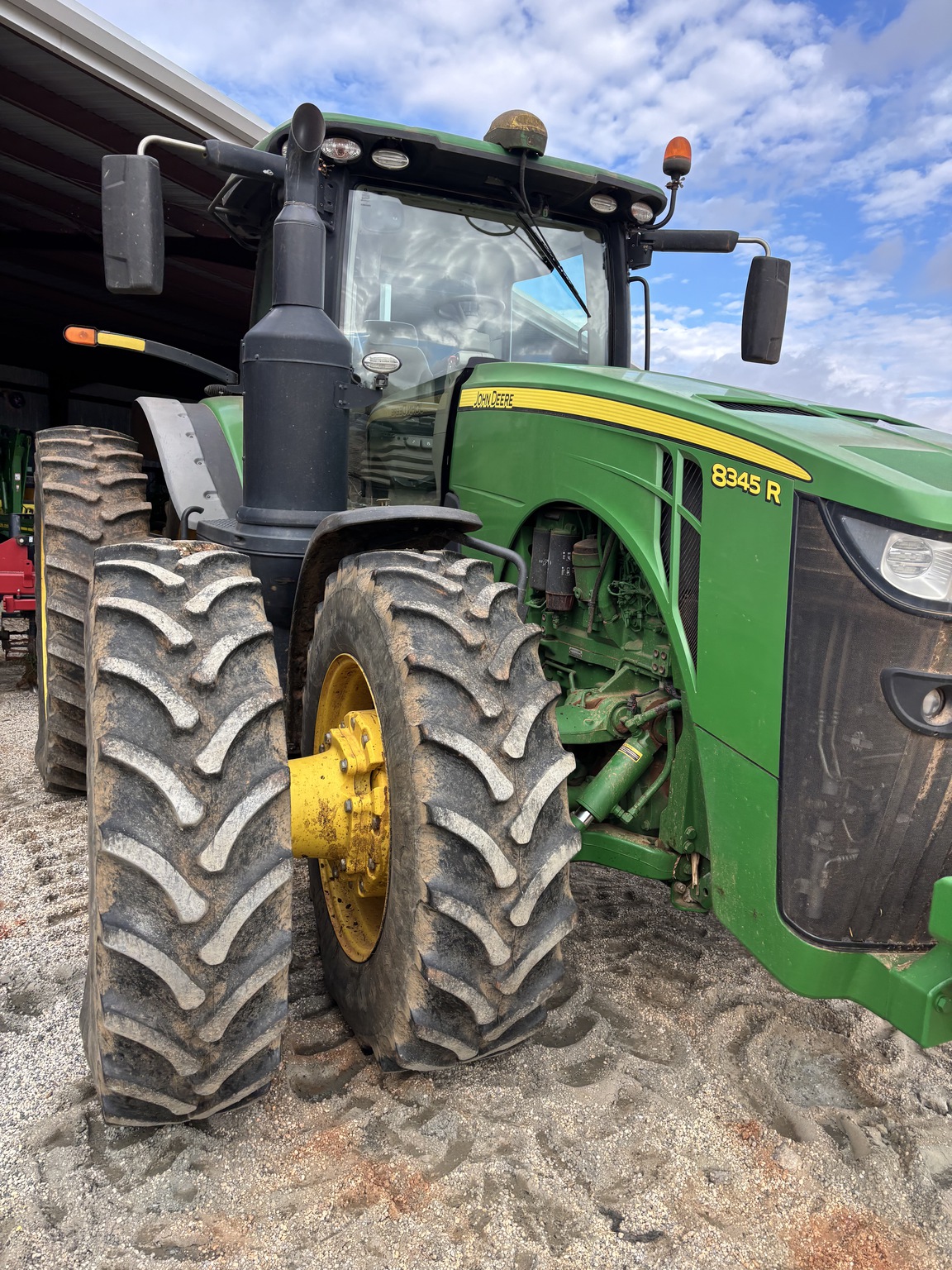 2018 John Deere 8345R Image 3