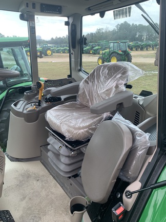 2024 John Deere 6130M-5