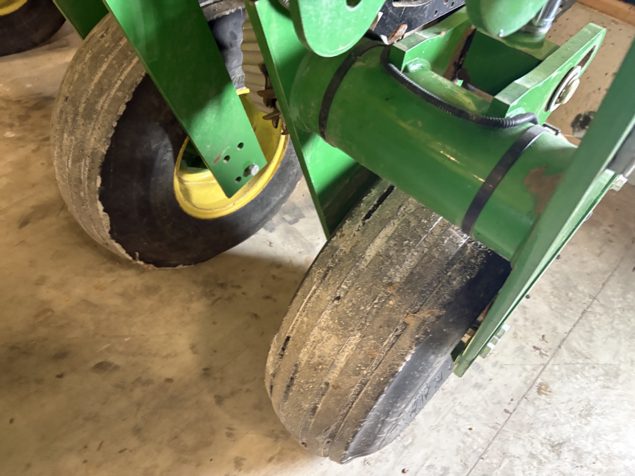 2015 John Deere 1775NT Image 27