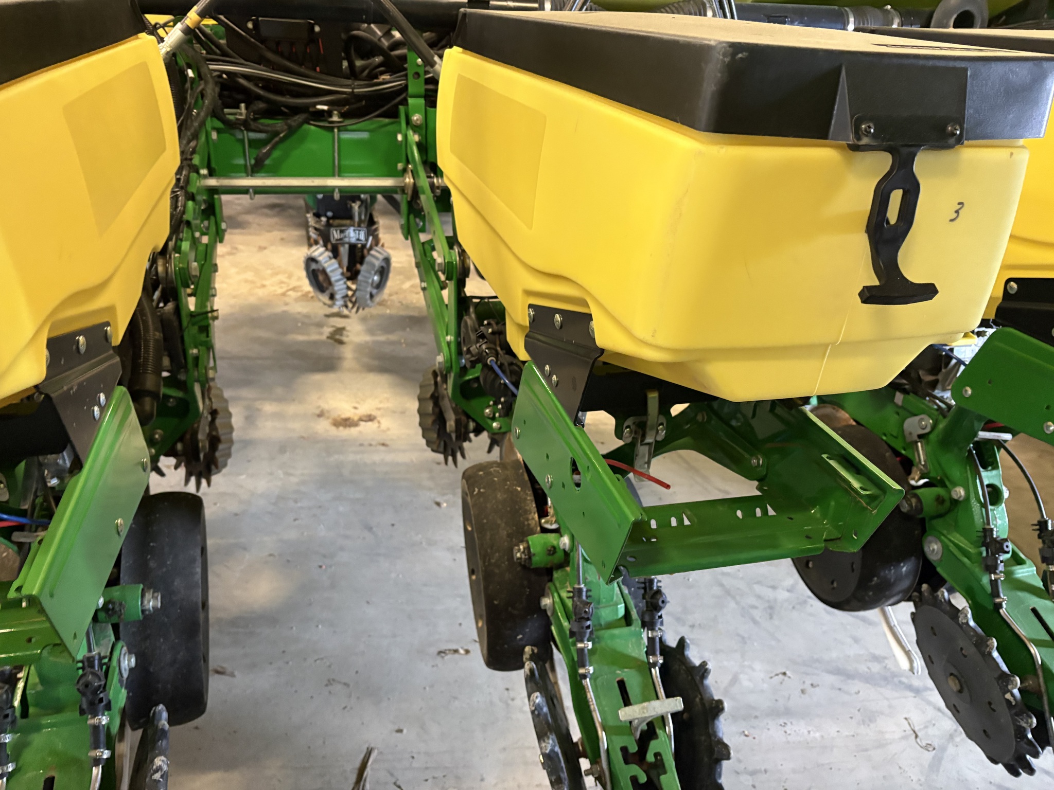 2015 John Deere 1775NT Image 20