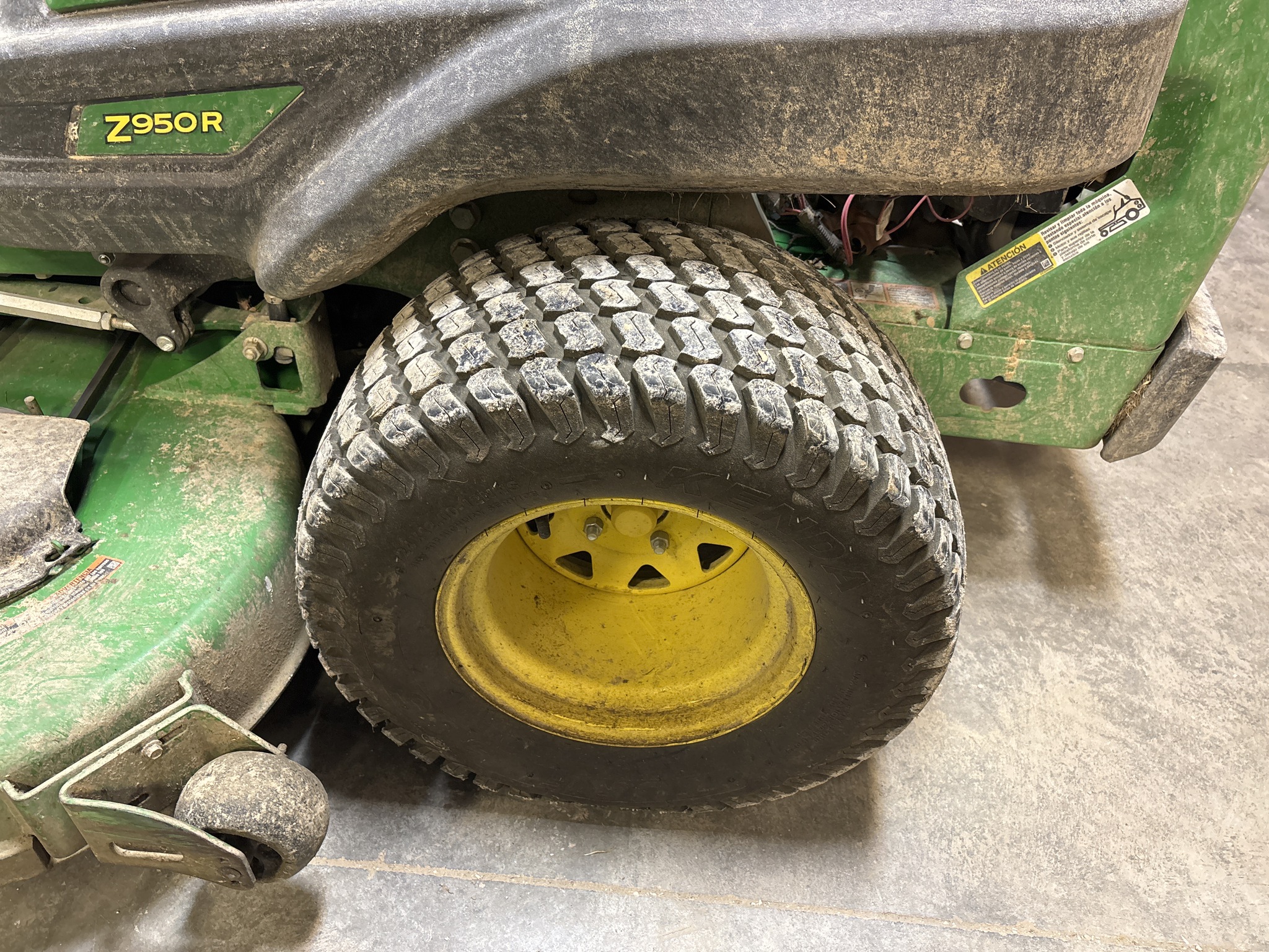 Used 2024 John Deere Z950R Zero Turn Mowers at Koenig Equipment in Franklin, IN - PhotoXL11