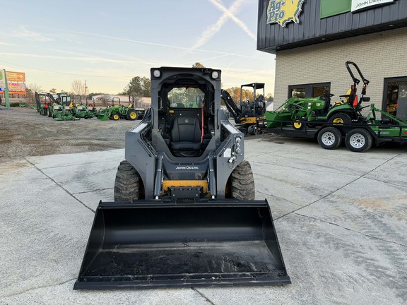 2025 John Deere 320G-5