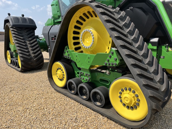 2025 John Deere 9RX 710 - Photo13
