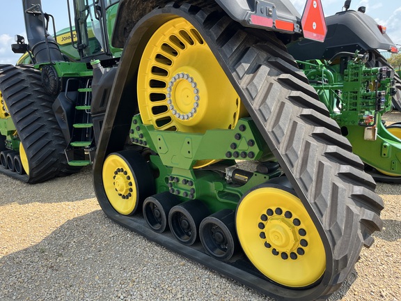 2025 John Deere 9RX 710 - Photo19