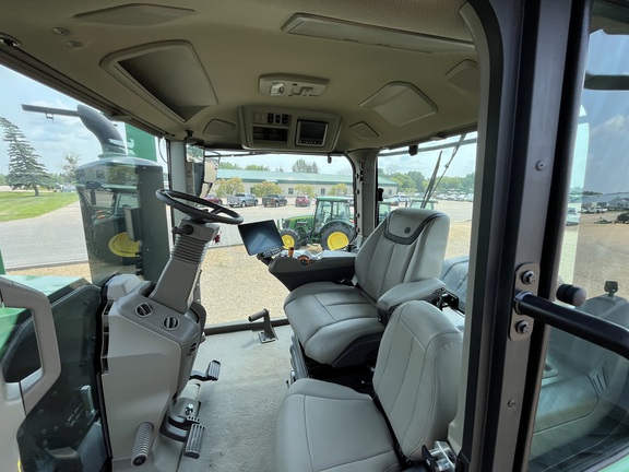 2025 John Deere 9RX 710 - Photo30