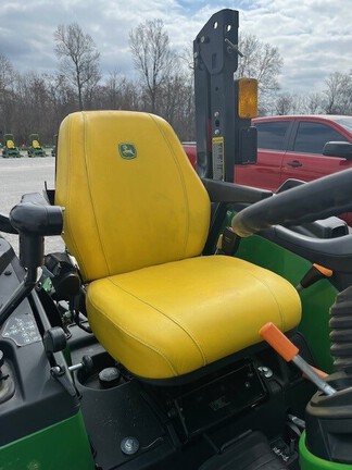 2023 John Deere 2032R