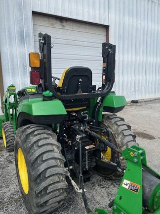 2023 John Deere 2032R