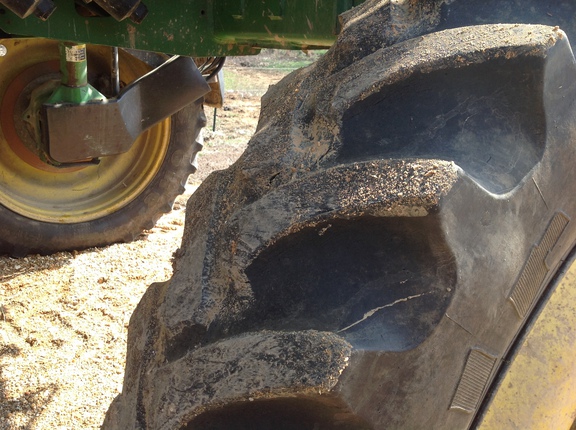 Photo of 2012 John Deere 4730