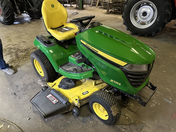  John Deere X584