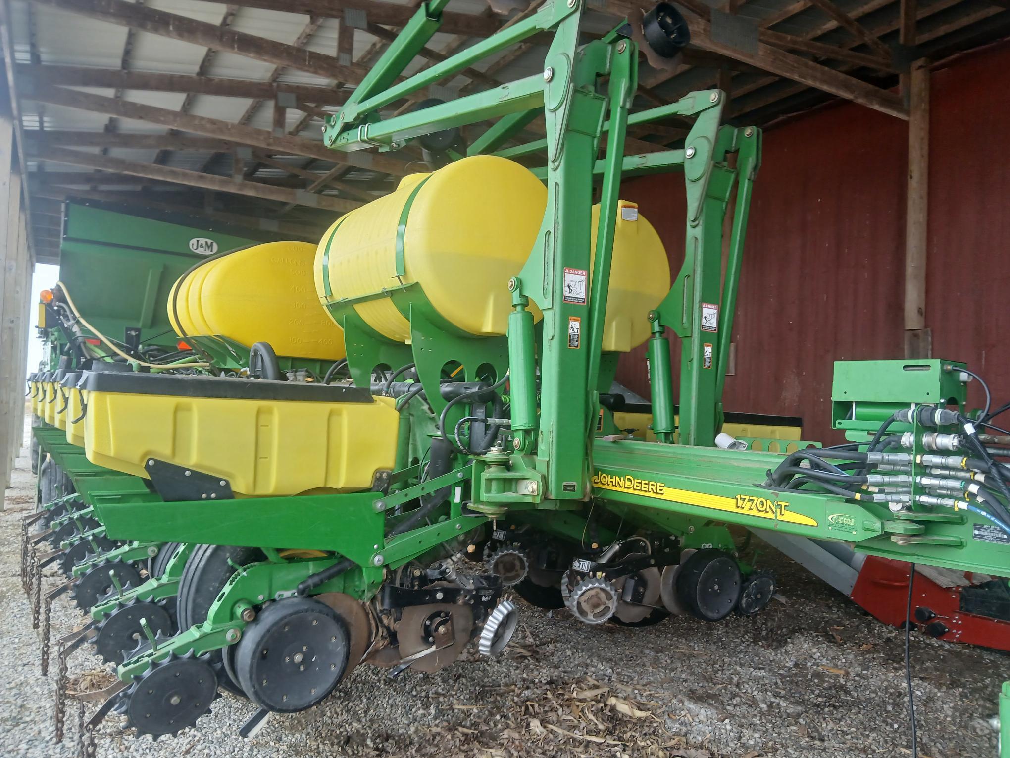 2012 John Deere 1770NT Image 1