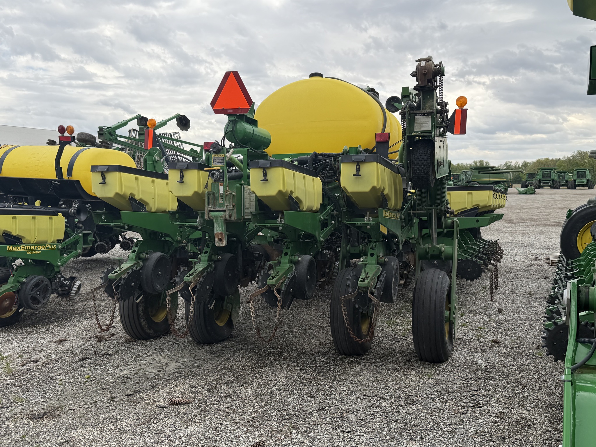 2012 John Deere 1770NT Image 4