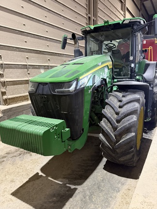 Photo of 2022 John Deere 8R 410