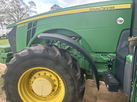 2012 John Deere 8260R Photo 4