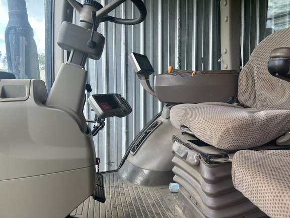 2012 John Deere 8260R Photo 8