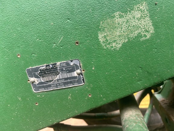 2012 John Deere 8260R Photo 12