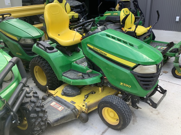 Photo of 2019 John Deere X590