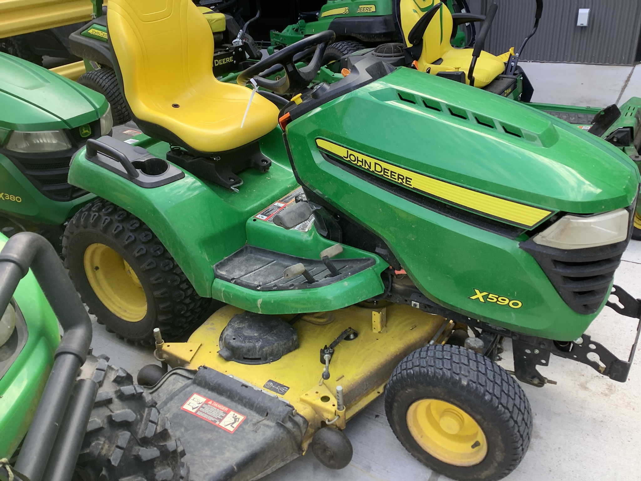 2019 John Deere X590