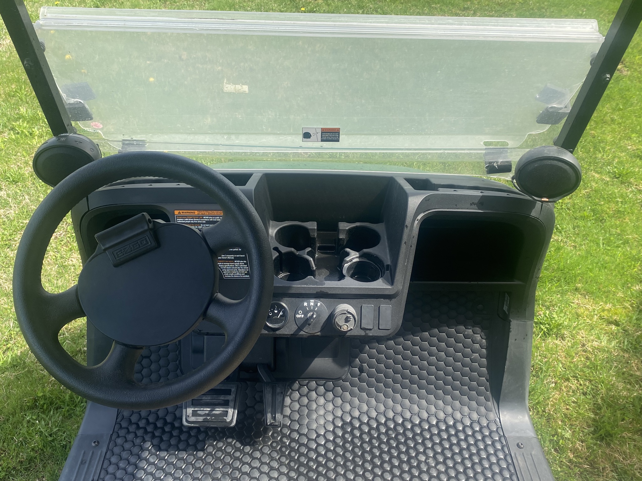 2024 EZ-GO RXV Image 12