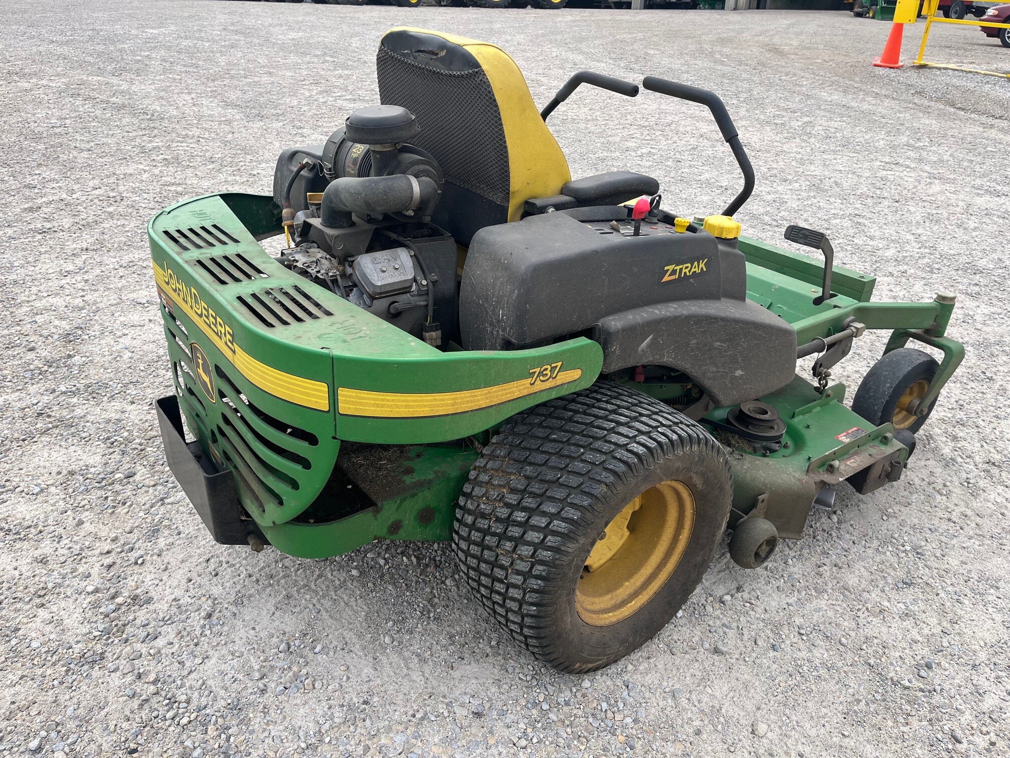 John Deere 737 Image 4