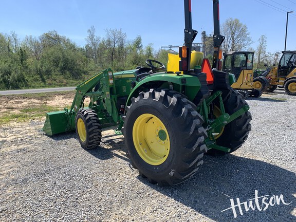 Photo of 2025 John Deere 4052R