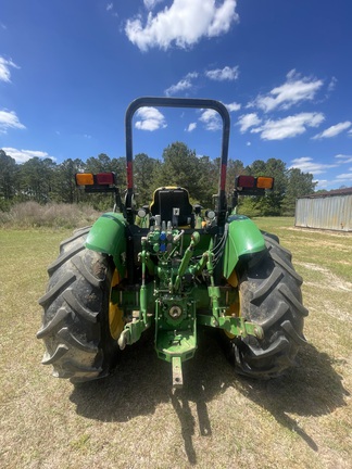 2019 John Deere 5090EL Photo 6