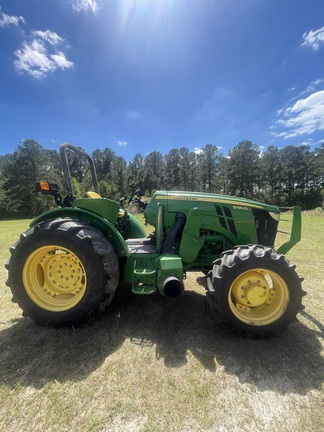 2019 John Deere 5090EL Photo 8