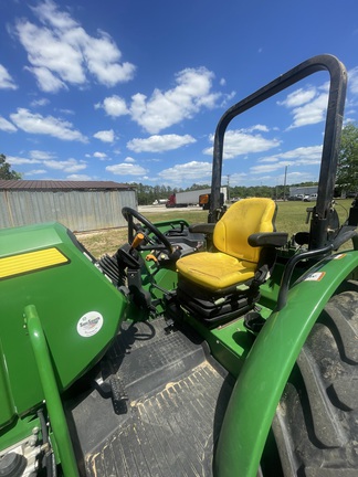 2019 John Deere 5090EL Photo 9