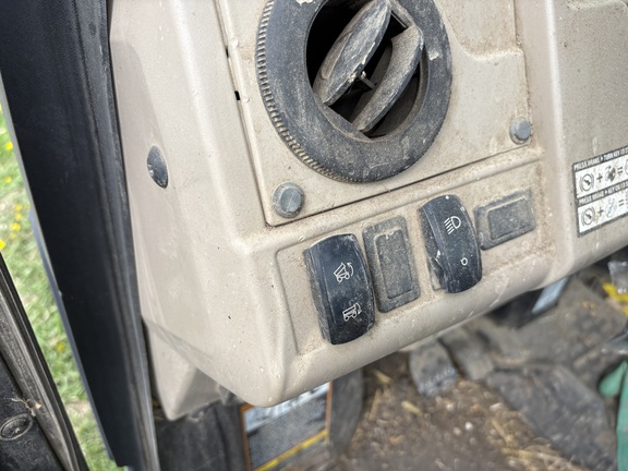 2021 John Deere XUV 835R - Photo19