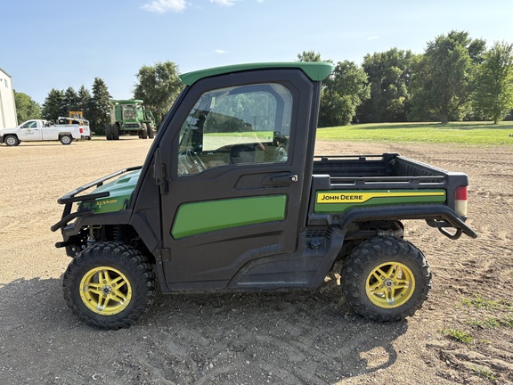  John Deere XUV 835R