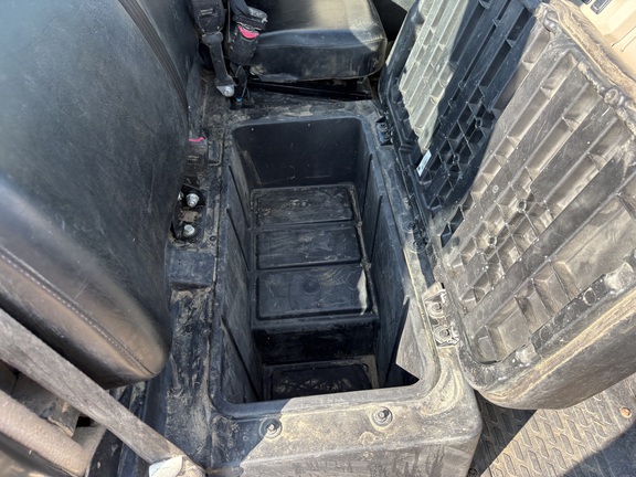 2021 John Deere XUV 835R - Photo15