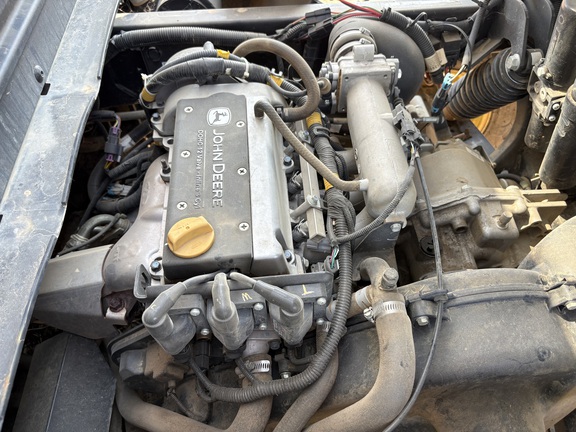 2021 John Deere XUV 835R - Photo17