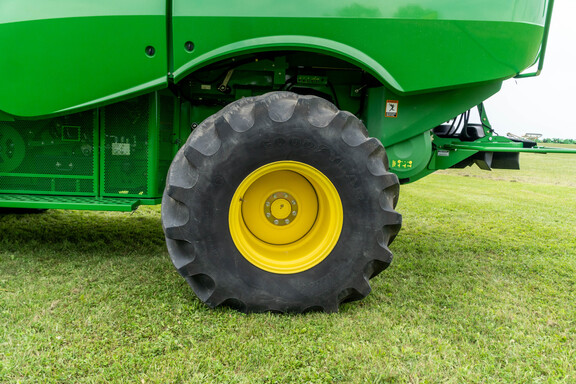 Used 2014 John Deere S670 Combines at Koenig Equipment in Anna, OH - Photo10