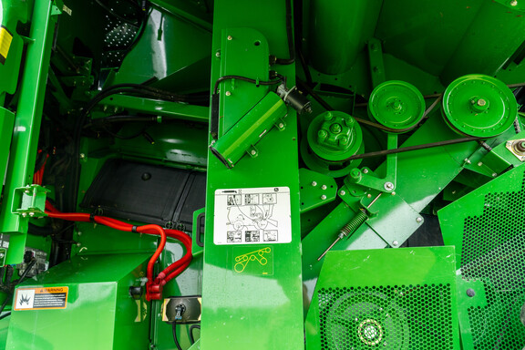 Used 2014 John Deere S670 Combines at Koenig Equipment in Anna, OH - Photo18