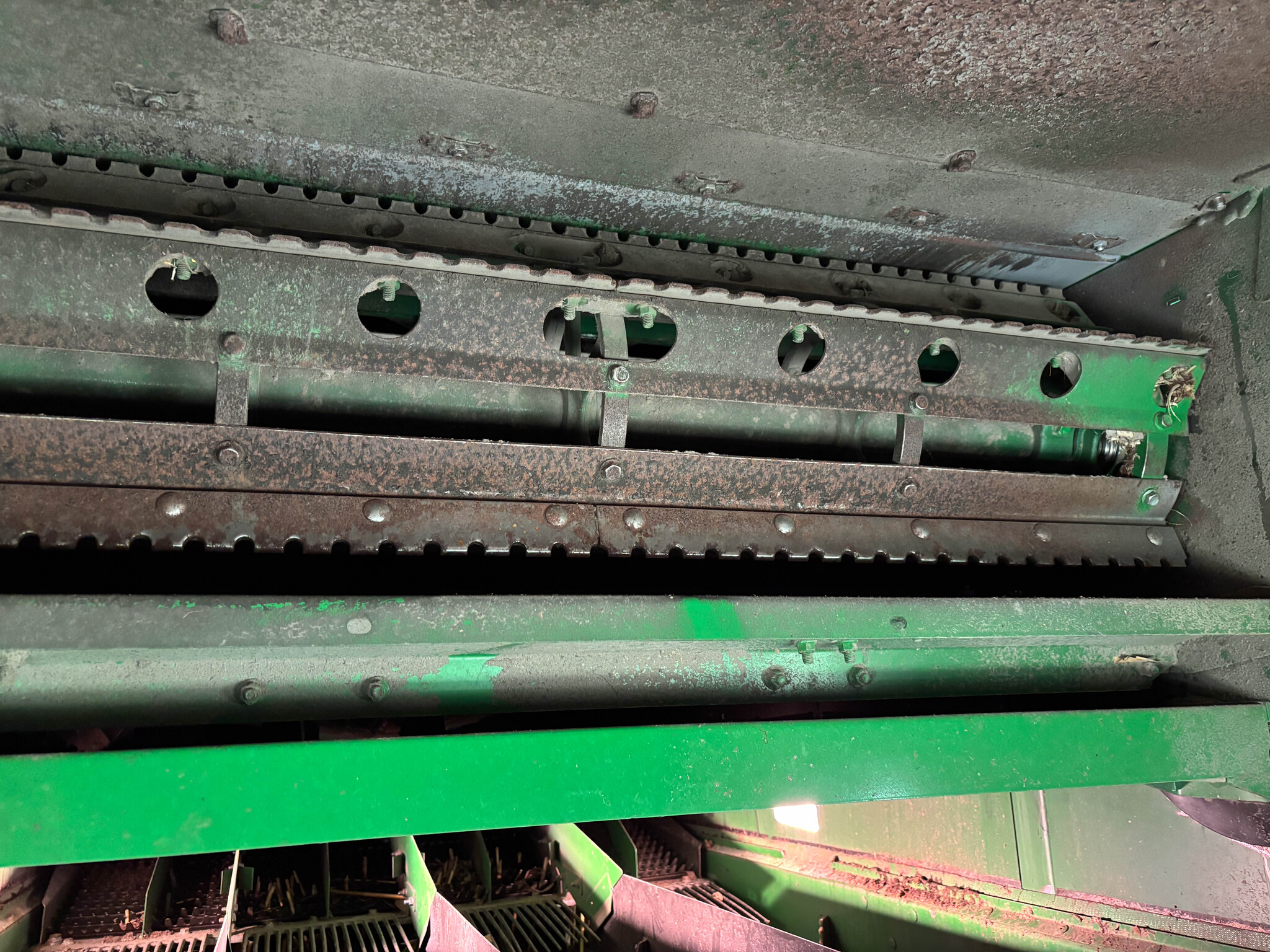 Used 2014 John Deere S670 Combines at Koenig Equipment in Anna, OH - PhotoXL24