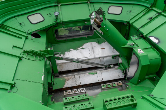 Used 2014 John Deere S670 Combines at Koenig Equipment in Anna, OH - Photo32