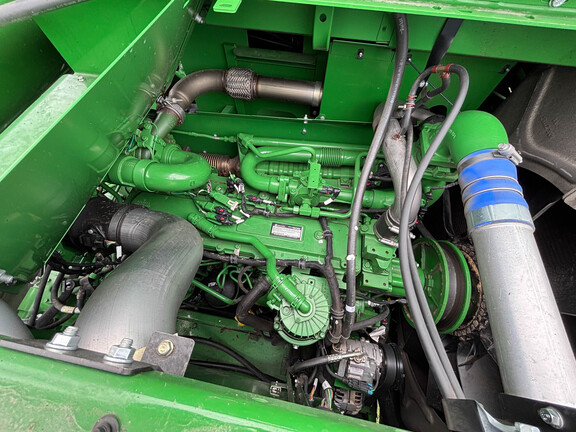 Used 2014 John Deere S670 Combines at Koenig Equipment in Anna, OH - Photo34